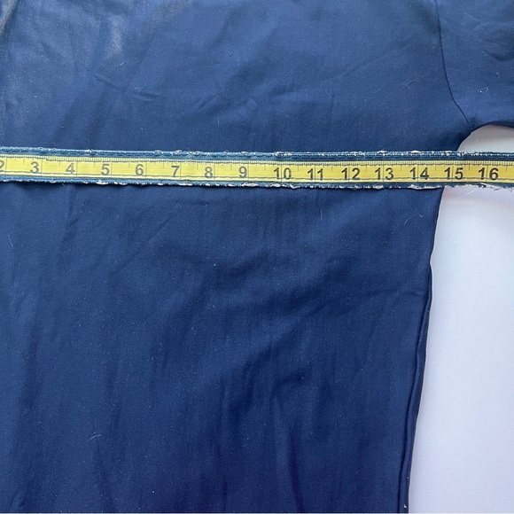 Vintage Under Armour Womens Compression Top Size Md Blue Nylon Made In USA - Picture 6 of 6